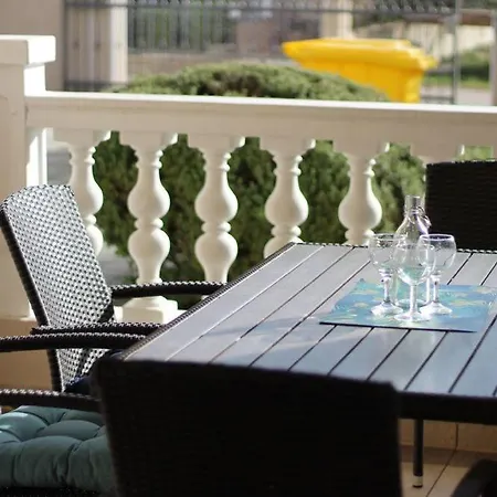 Apartment Dante Vrsi
